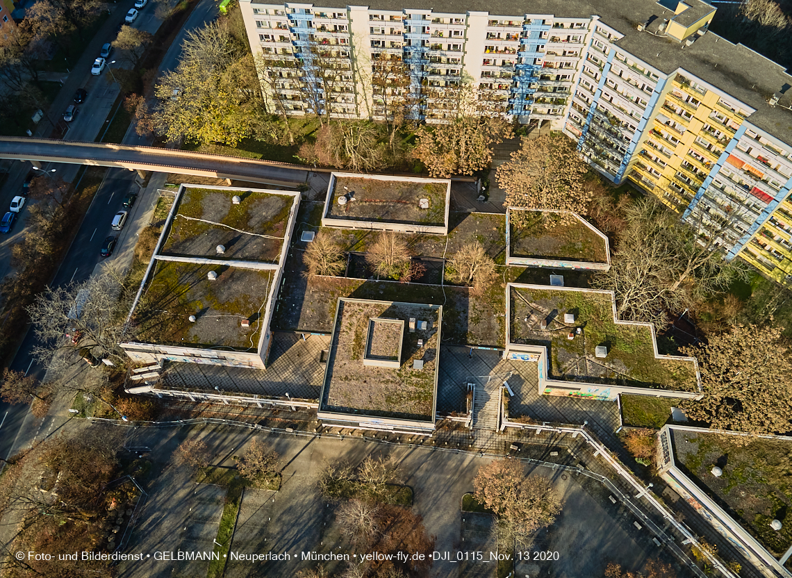 13.11.2020 - die Abrissbaustelle Quiddezentrum in Neuperlach